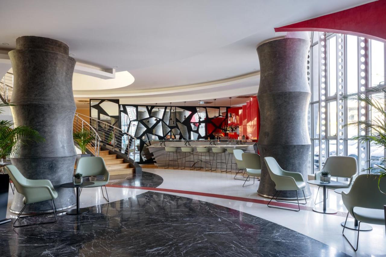 Una Hotels Malpensa Cerro Lago Maggiore Екстериор снимка